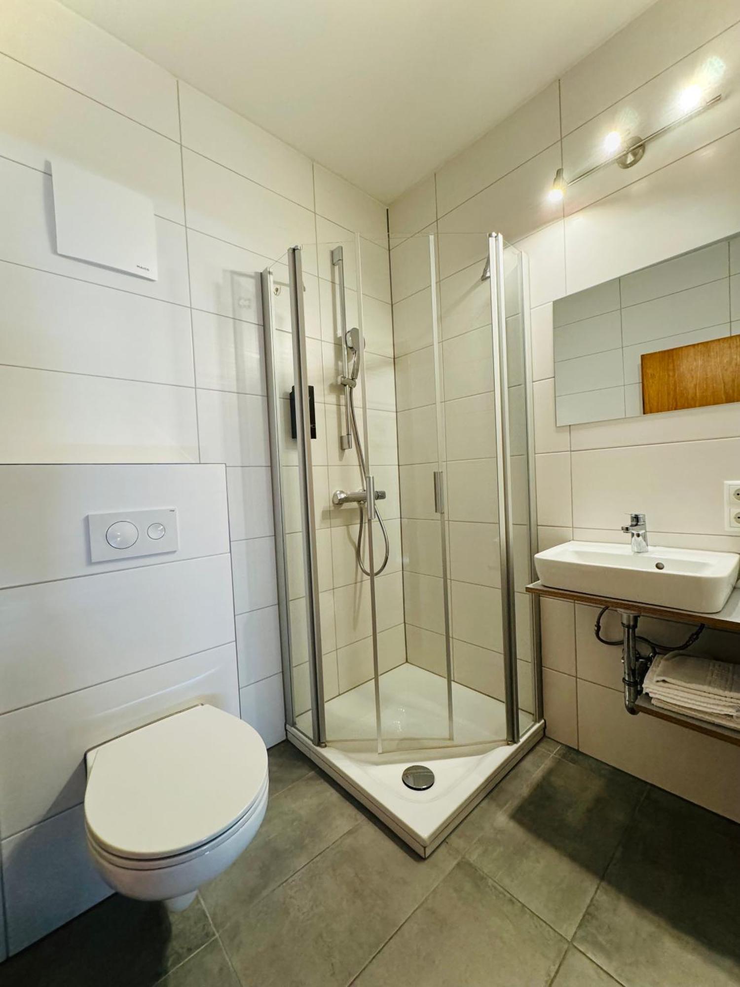 Landgasthof Hotel Zwickl Deggendorf Esterno foto